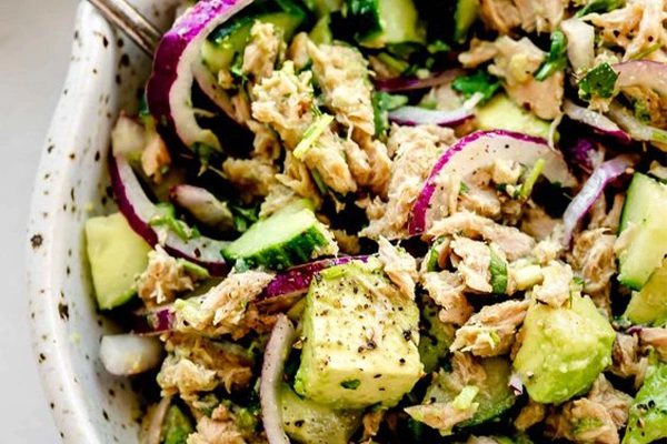  salad with tuna 